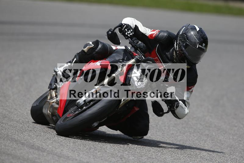 /Archiv-2024/29 12.06.2024 MOTO.CH Track Day ADR/Gruppe gelb/79